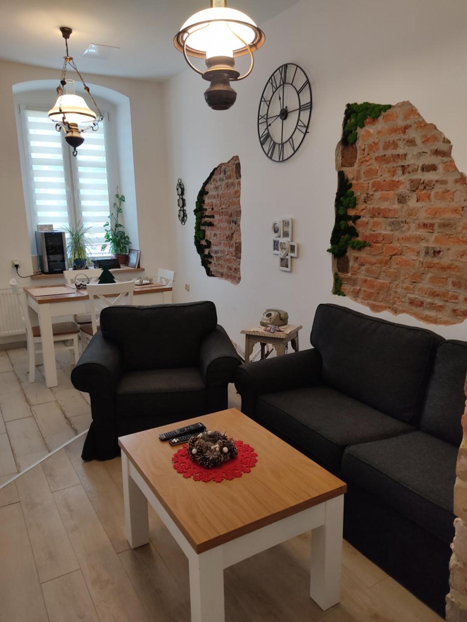 Apartament Przy Zamku Пщина Екстериор снимка