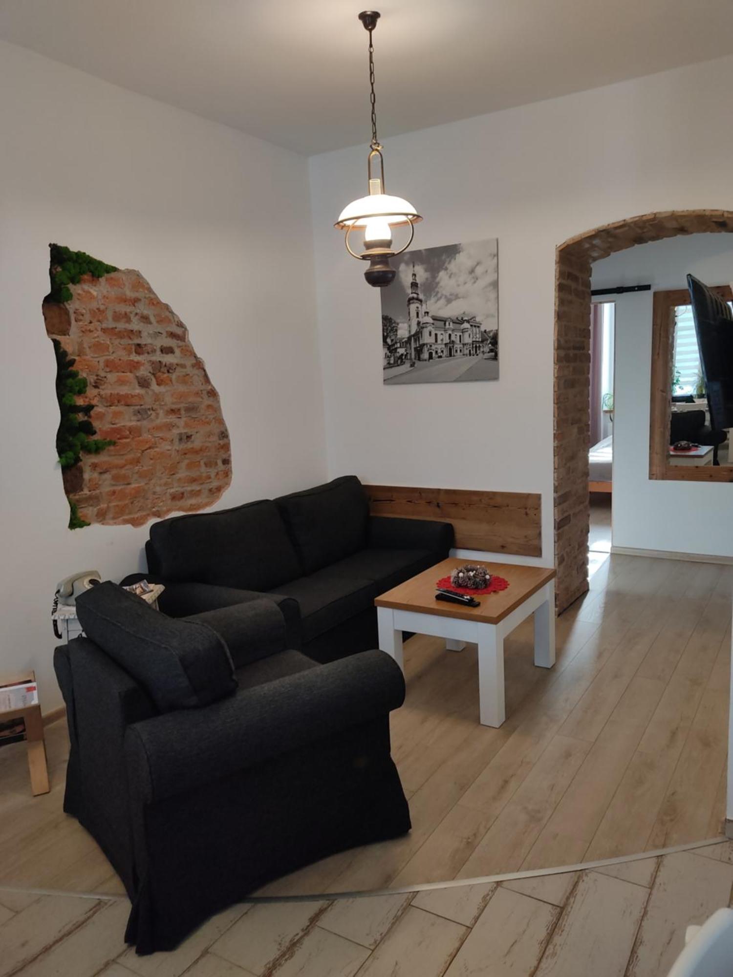 Apartament Przy Zamku Пщина Екстериор снимка