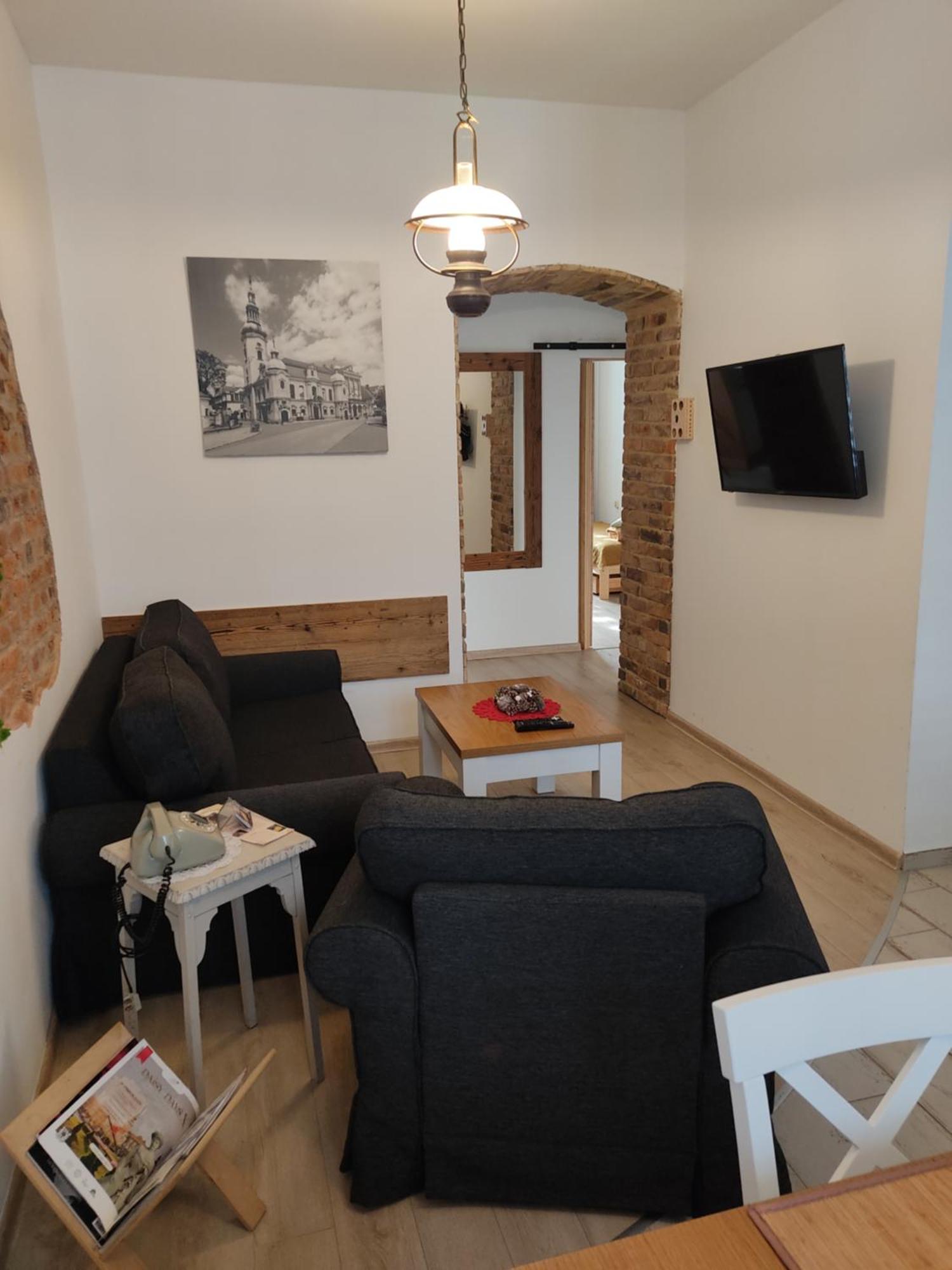 Apartament Przy Zamku Пщина Екстериор снимка